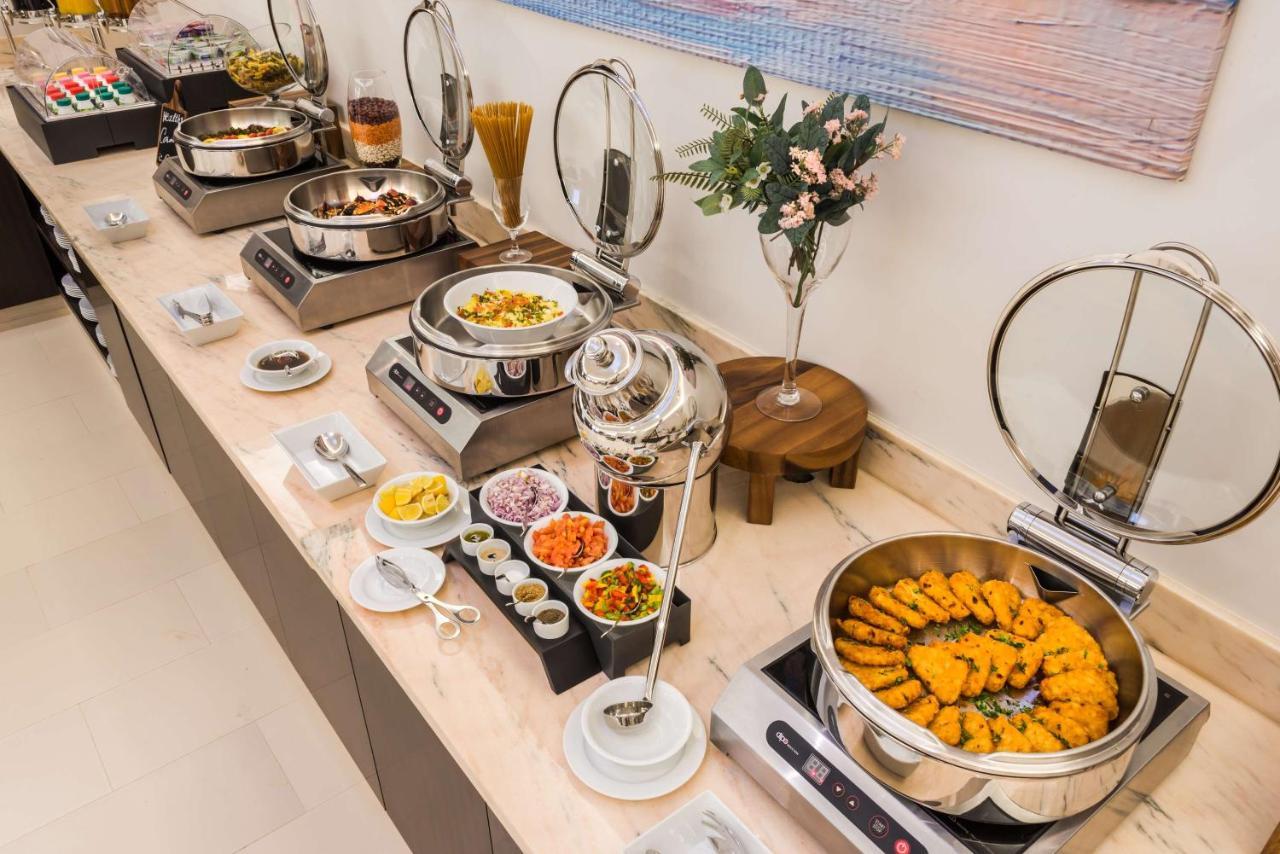 Best Western Plus Al Qurayyat City Center Экстерьер фото