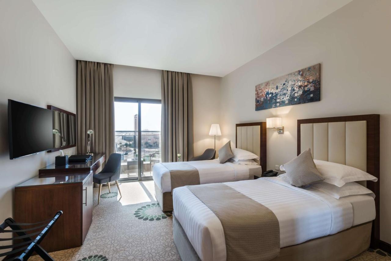 Best Western Plus Al Qurayyat City Center Экстерьер фото