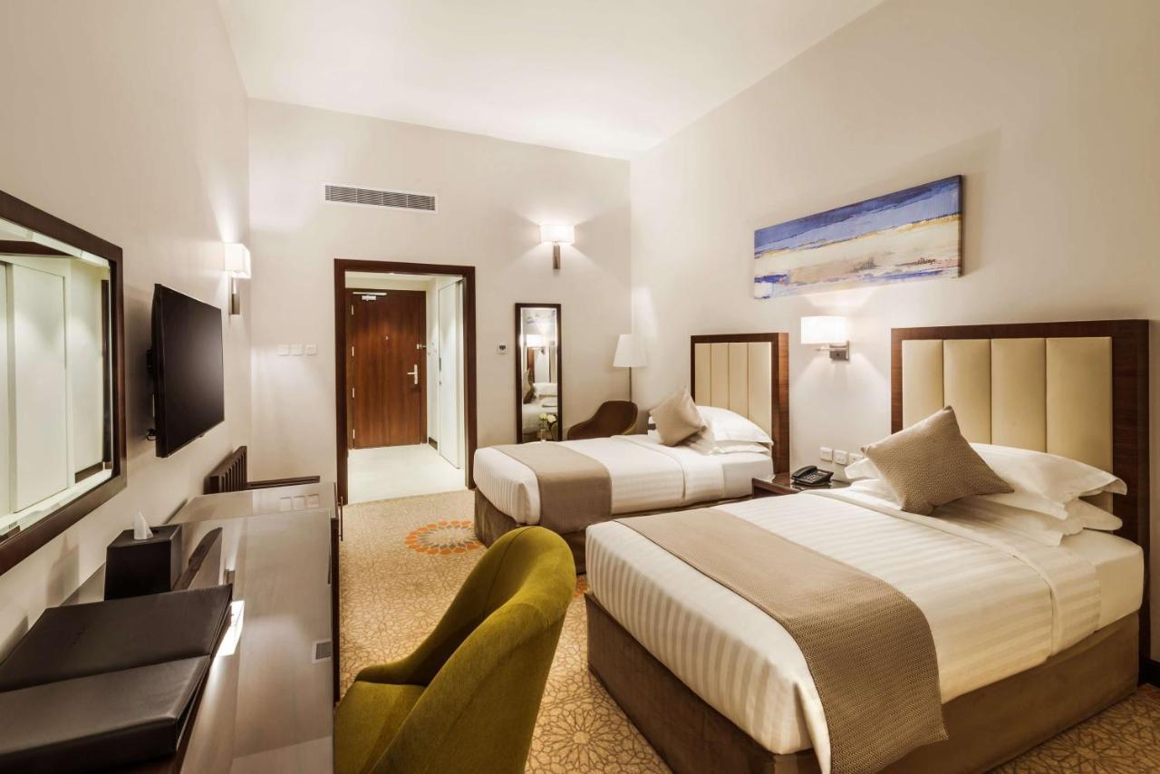 Best Western Plus Al Qurayyat City Center Экстерьер фото