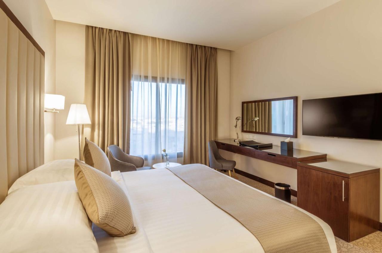 Best Western Plus Al Qurayyat City Center Экстерьер фото